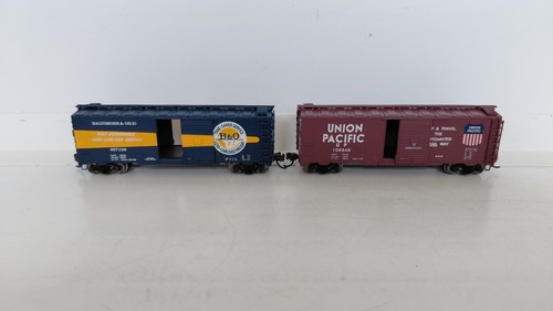 Bachmann gauge box cars - n, x